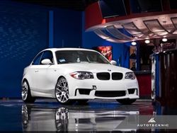 Replacement Carbon Fiber Front Grilles - E82 Coupe / E88 Cabrio / 1 Series & 1M
